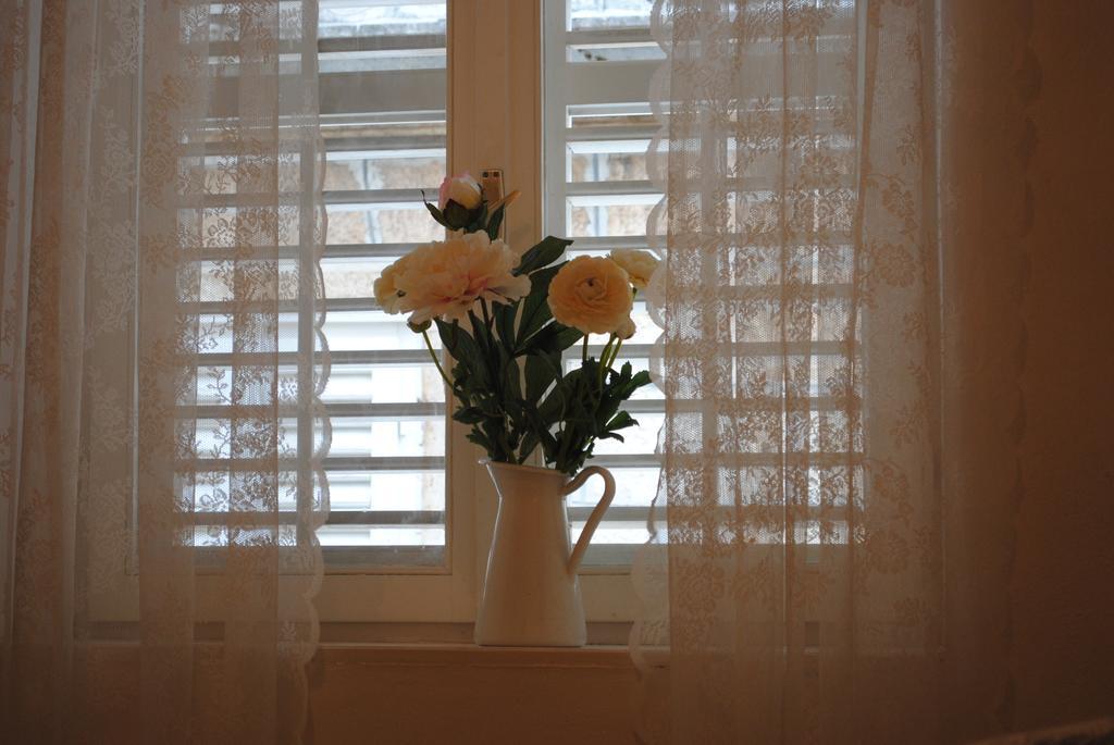 Apartment Optimist Макарска Стая снимка