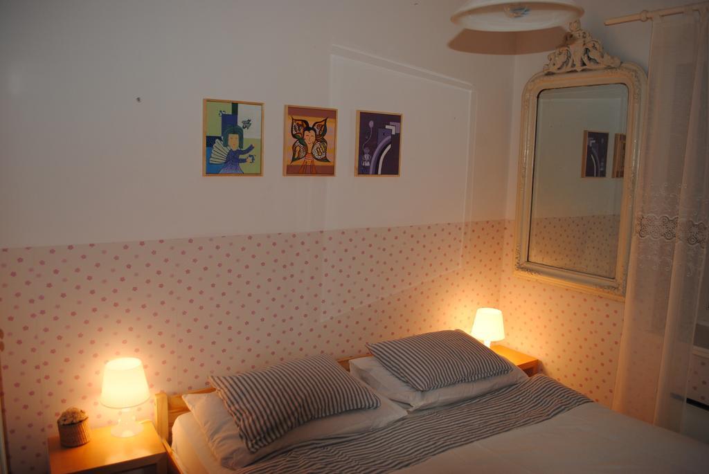 Apartment Optimist Макарска Стая снимка