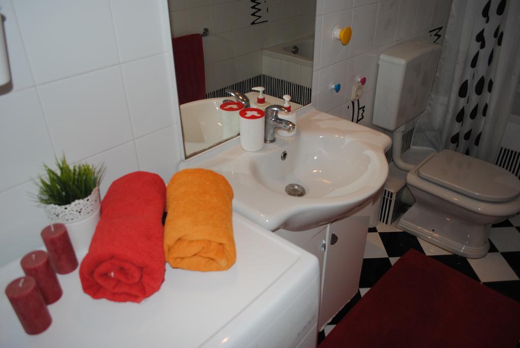 Apartment Optimist Макарска Стая снимка